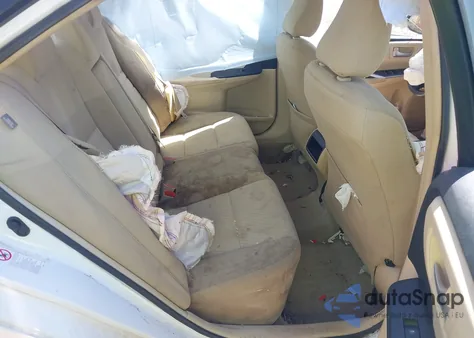 2016 Toyota Camry Le/Xle/Se/Xse из США, поврежденный, VIN 4T4BF1FK3GR561044